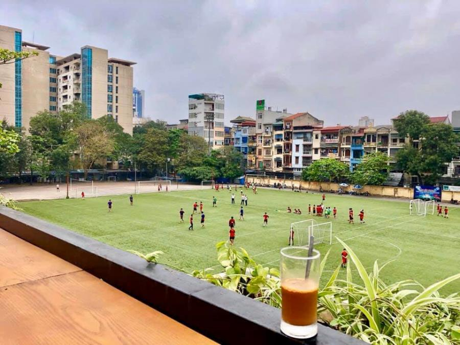 Sân bóng tại đại học Thủy lợi